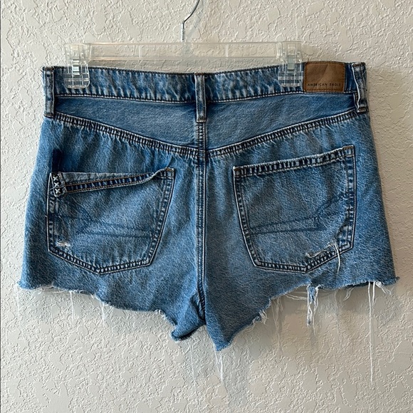 American Eagle 90’s Boyfriend Denim Short - Picture 7 of 12